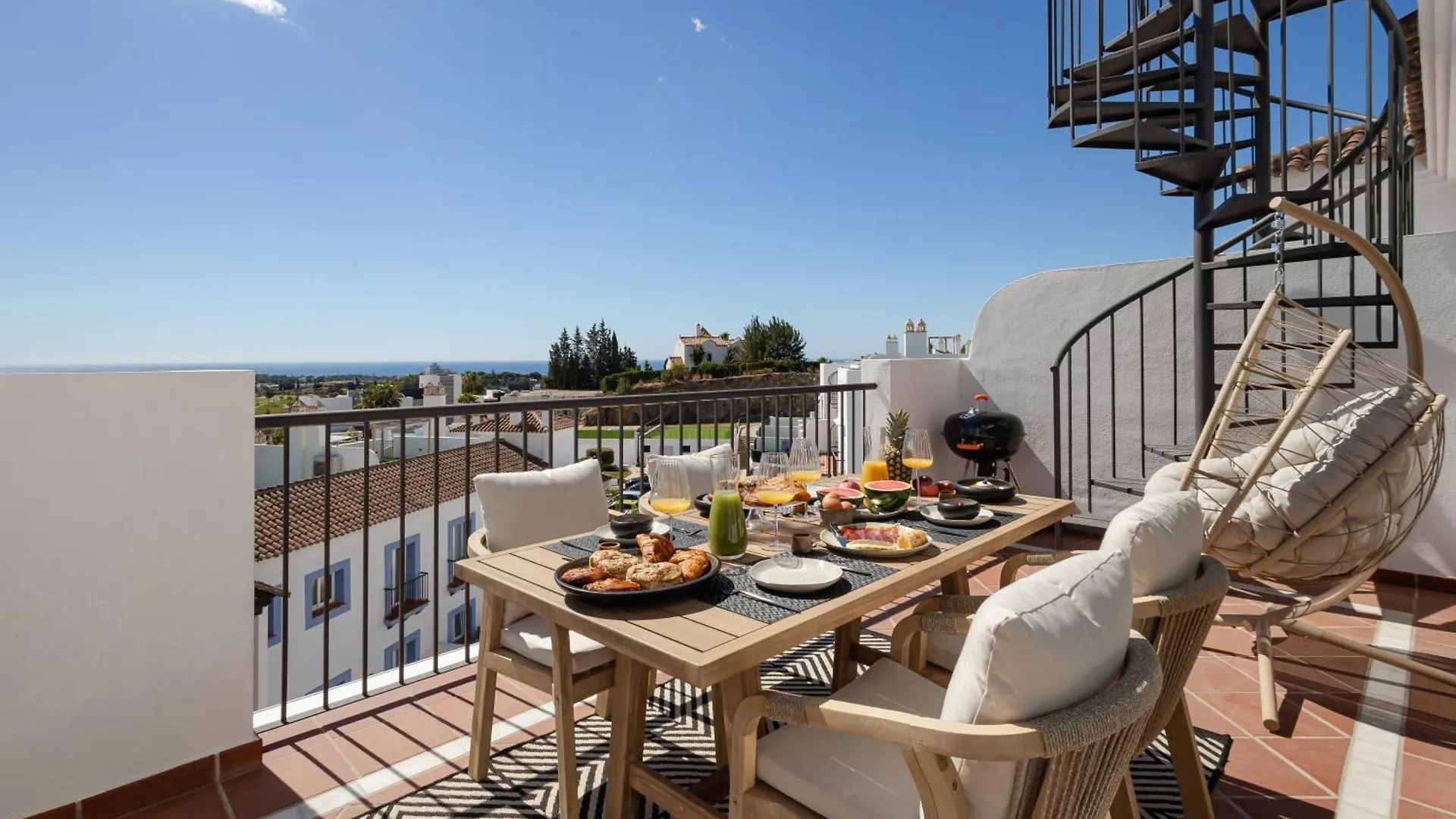 Apartment Luxe Penthouse In Golf Paradijs Estepona